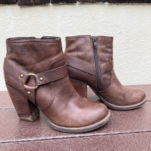 Brown Kork Ease stacked heel harness short brown boots - Picture 1 of 7